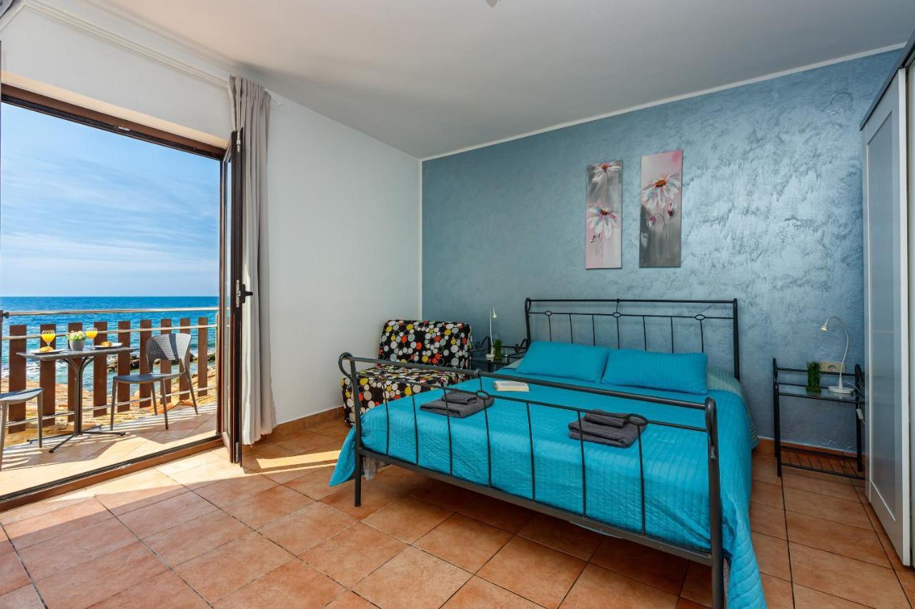 Cuvi Beach Apartments Rovinj Buitenkant foto